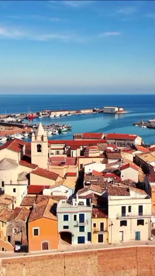 Instagram post from iberoamericanaviajesyturismo. This post is in position 6.